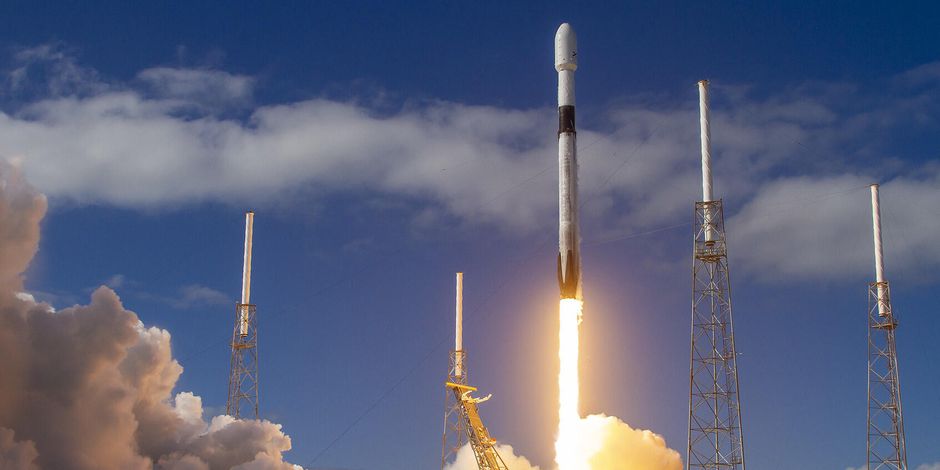 SpaceX Breaks Small Satellites Launch Record with 143 Satellites Launched into Orbit