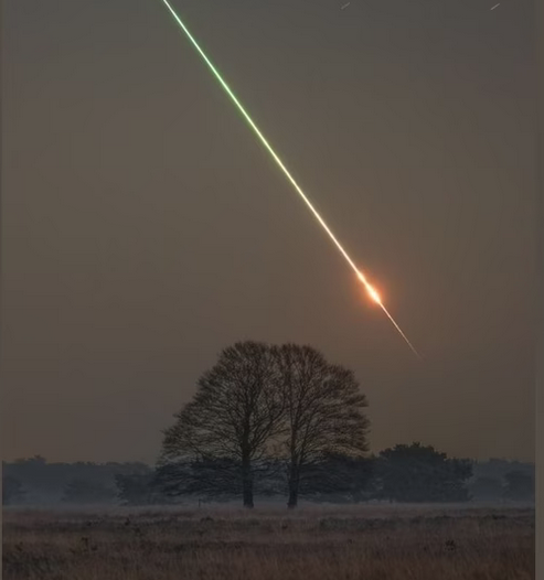 Watch the Eta Aquariids Meteor Shower in the UK this Weekend