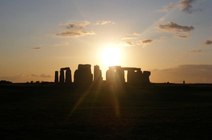 Stonehenge-uk-summer-solstice