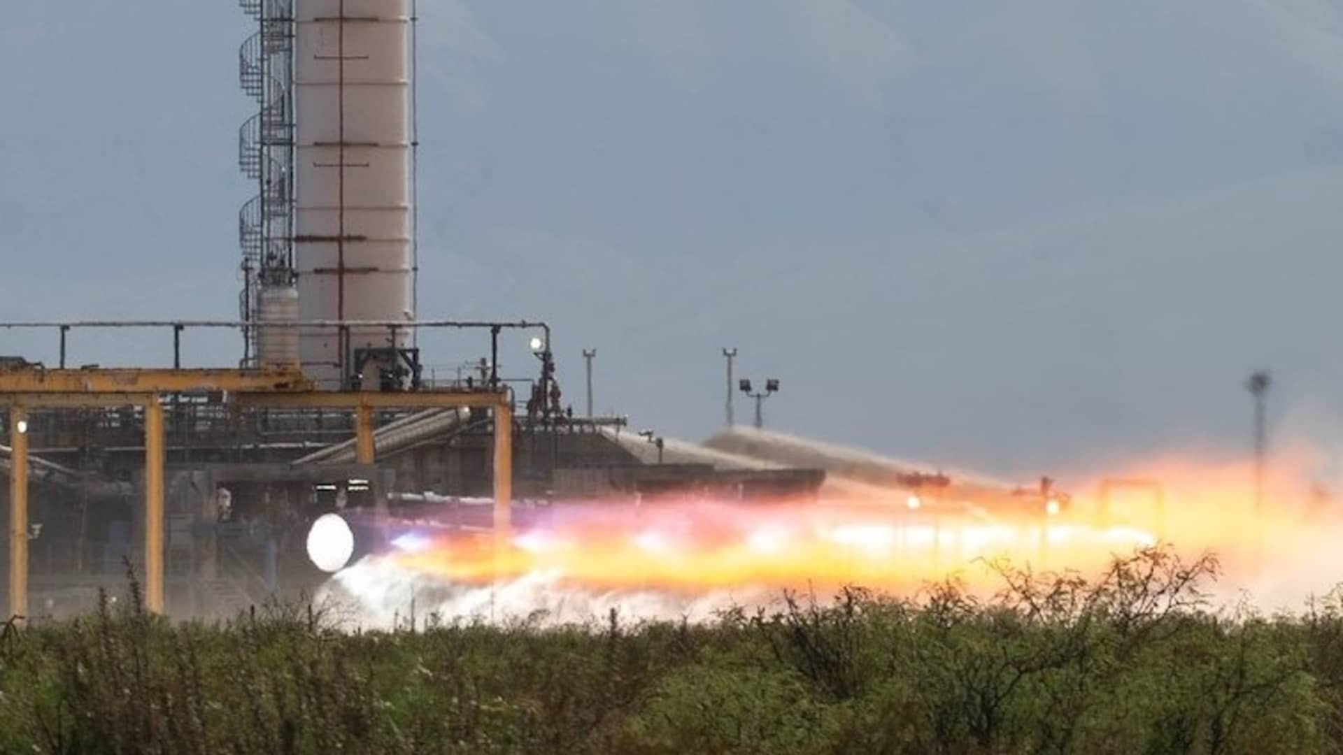 Jeff Bezos’ Blue Origin rocket engine explodes during test in Texas