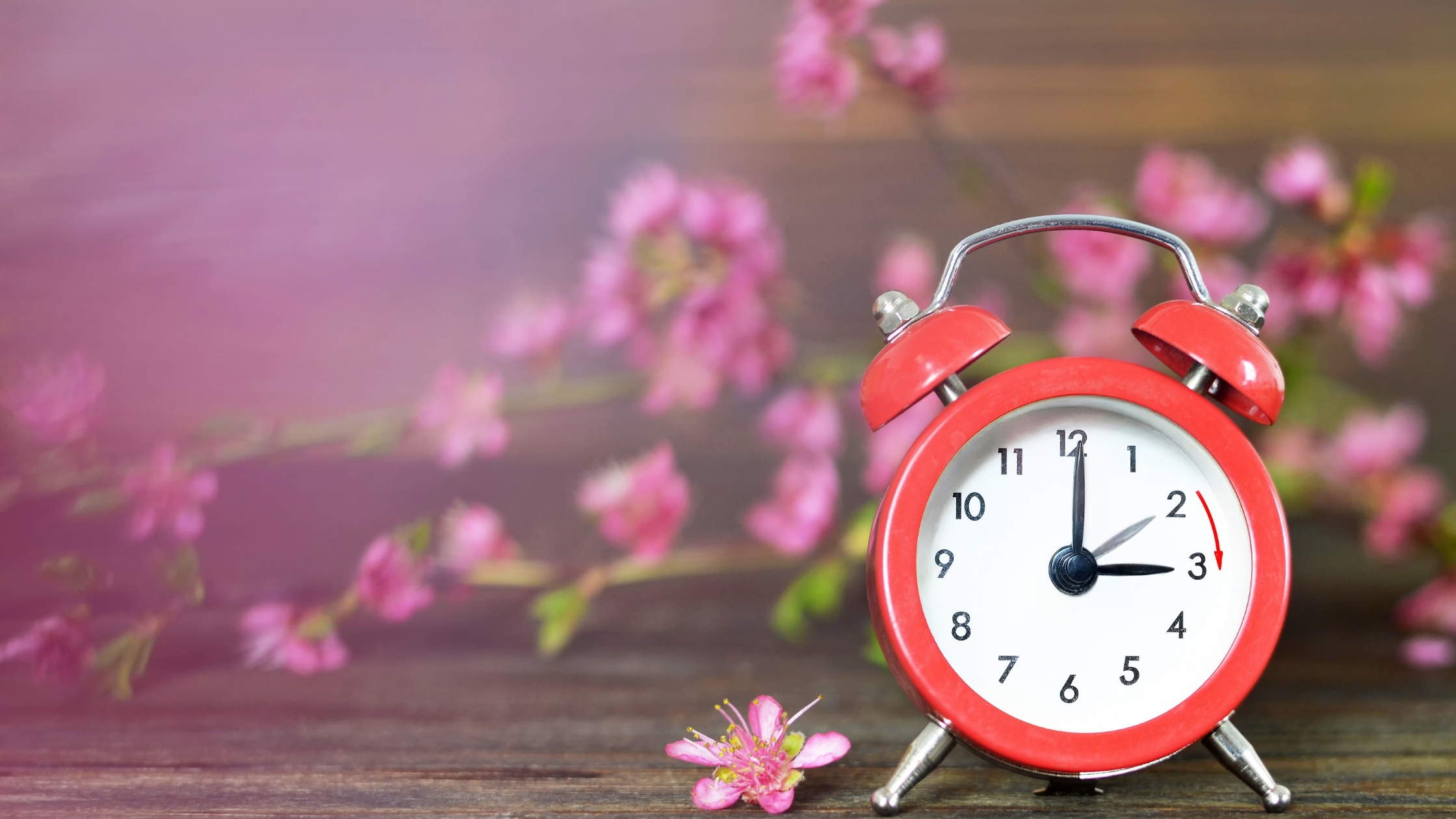 Daylight Savings: When Do The Clocks Go Forward In The UK & Other Countries? Why Do We Do That? Daylight Savings: When Do The Clocks Go Forward In The UK & Other Countries? Why Do We Do That?