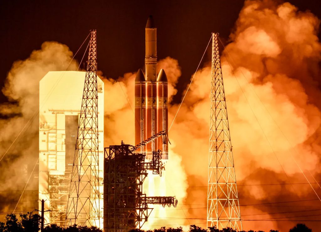 Delta IV Heavy Launch