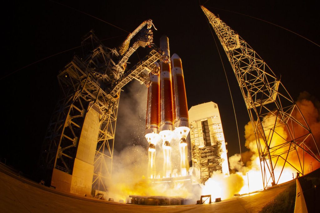 Delta IV Heavy's Spectacular Launch
