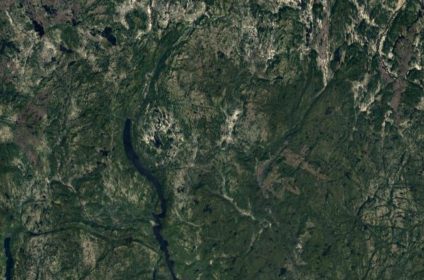 Man Discovers Ancient Asteroid Crash Site While Planning a Camping Trip