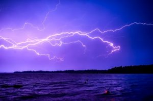 Could Microlightning Explain How Life On Earth Began? A New Study Says Yes