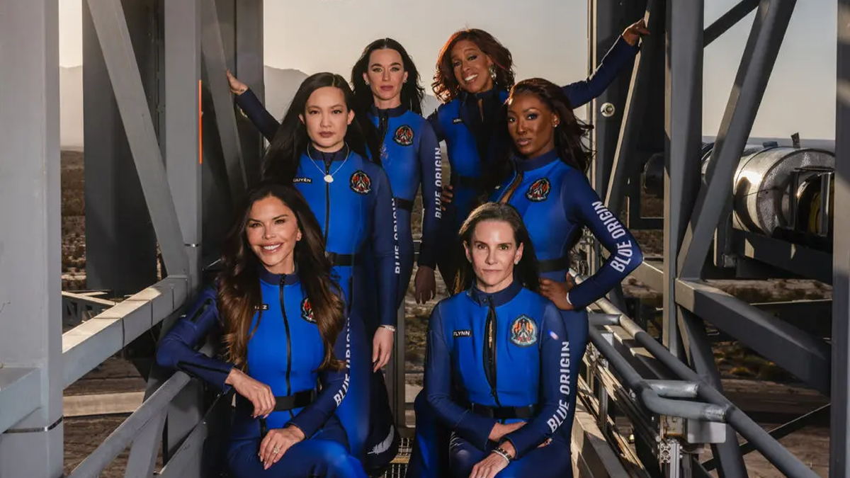 What Happens When Fashion Designers Build A Spacesuit? Blue Origin All-Women Crew Found Out What Happens When Fashion Designers Build A Spacesuit? Blue Origin All-Women Crew Found Out